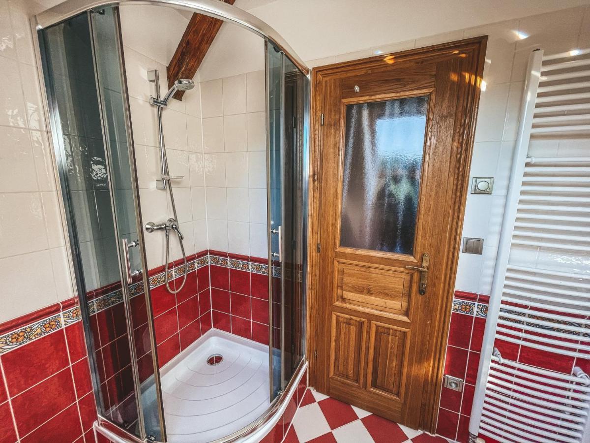 Villa Emausy Luhačovice Kültér fotó