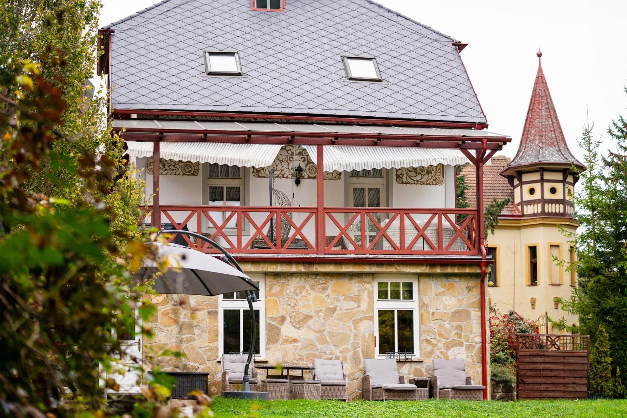 Villa Emausy Luhačovice Kültér fotó