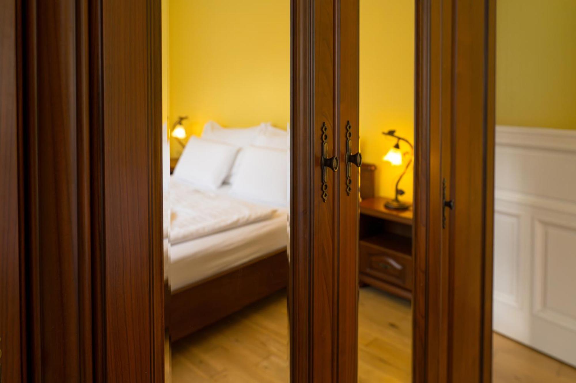 Villa Emausy Luhačovice Kültér fotó