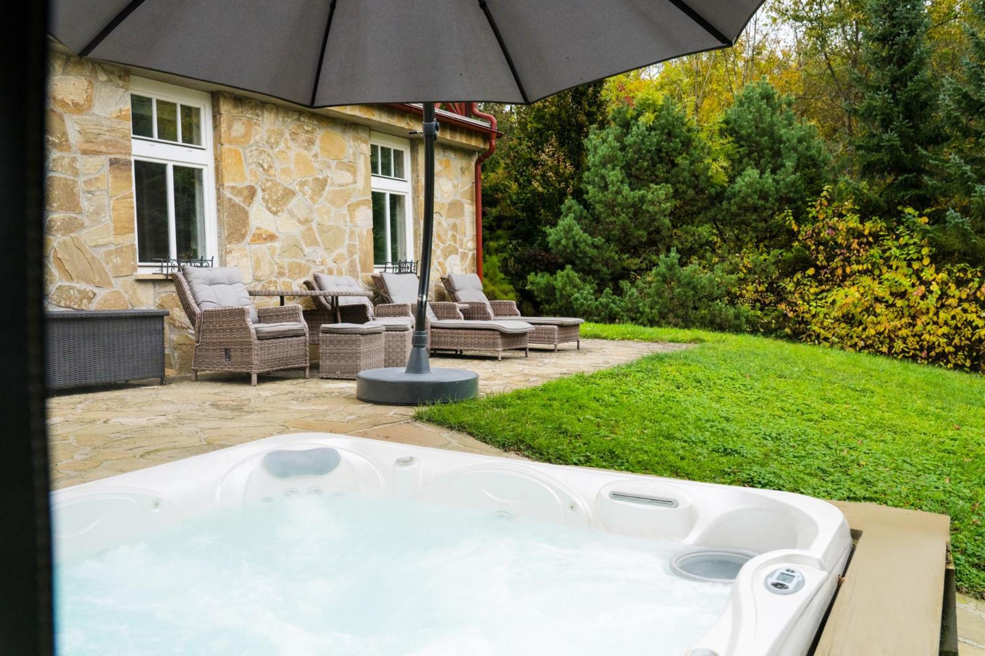 Villa Emausy Luhačovice Kültér fotó